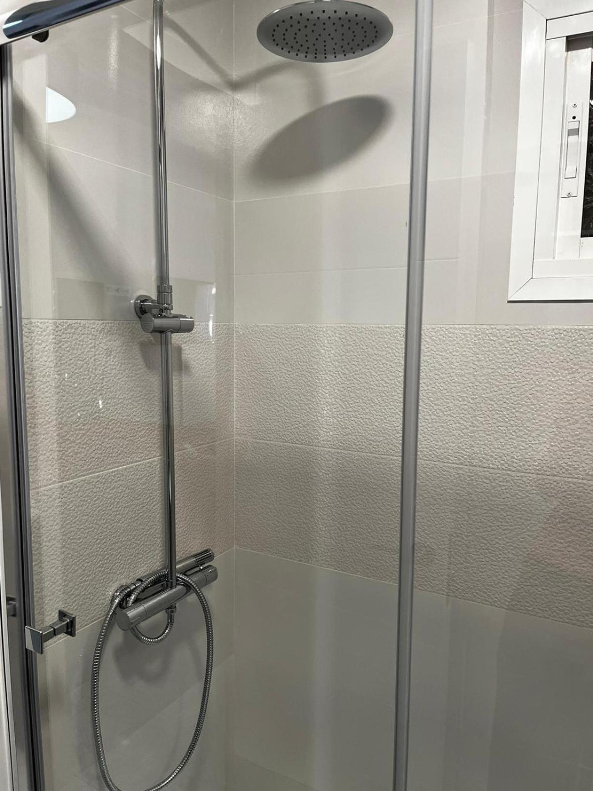 Encantador Estudio Con Piscina 베날마데나코스타 외부 사진